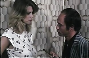 XXX Yui Komine chupa erecciones y es follada por ellas sexo anal audio latino en doble equipo